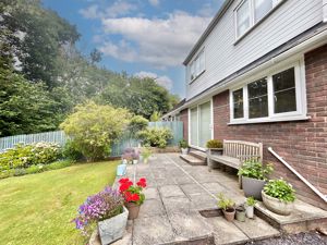 Photo 28- click for photo gallery